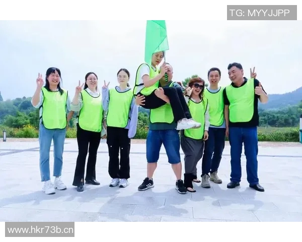 杭州飞盘队的灵活性探秘与训练技巧分享 杭州飞盘队的灵活性探秘与训练技巧分享